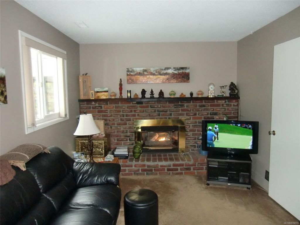 listing image 16043503881460304582