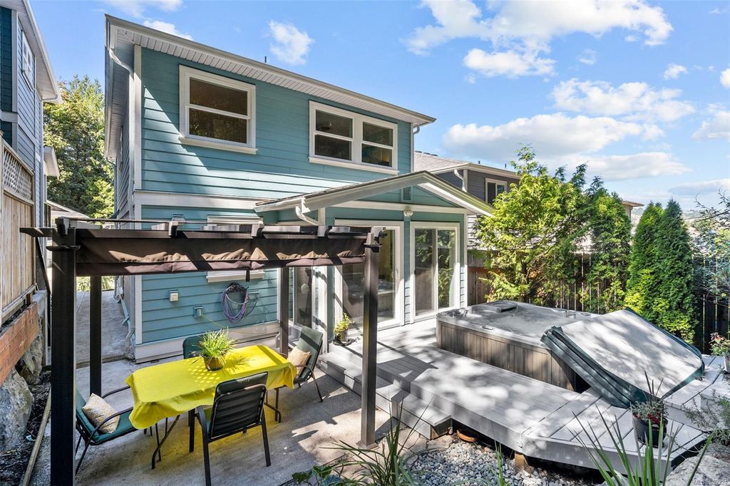 listing image 16045759687095012885