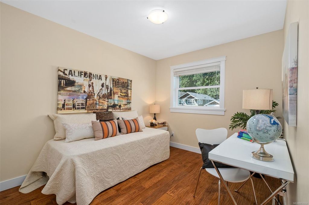 listing image 16042013972558030170