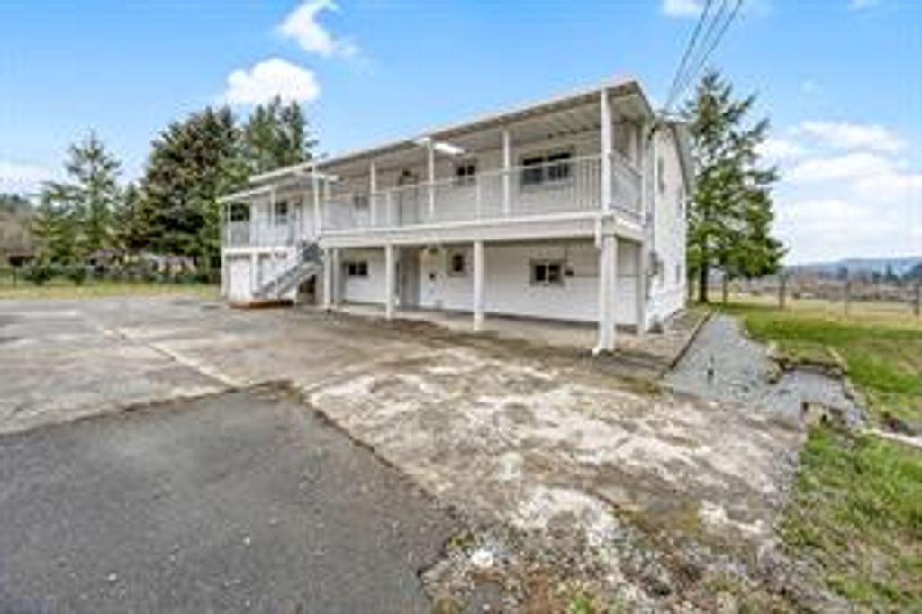 listing image 16048016972024118834