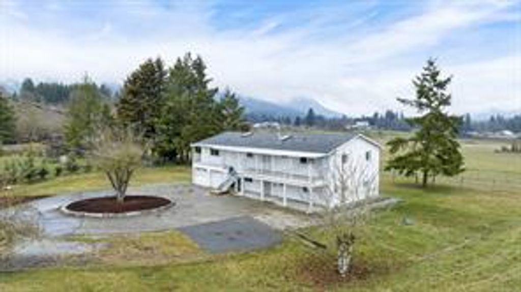 listing image 16042914003588283224