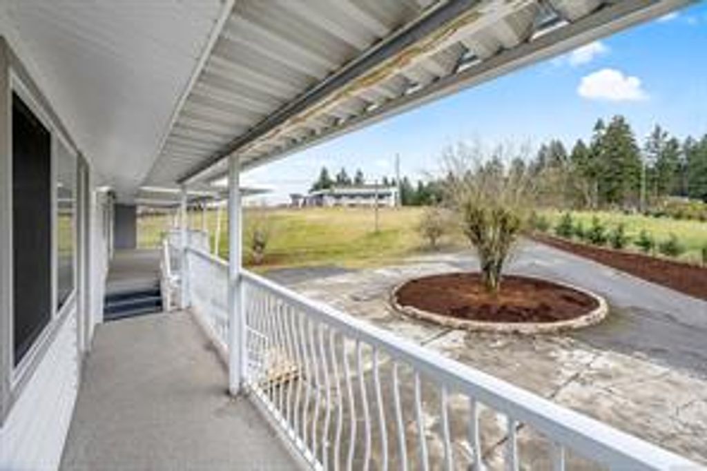 listing image 16042464430747968669