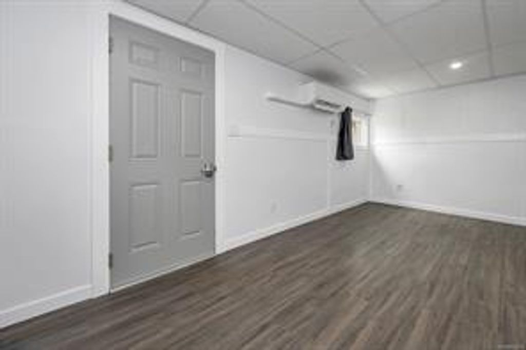 listing image 16040523180295002501