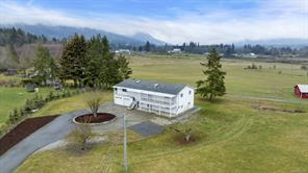 listing image 16040780947886877041