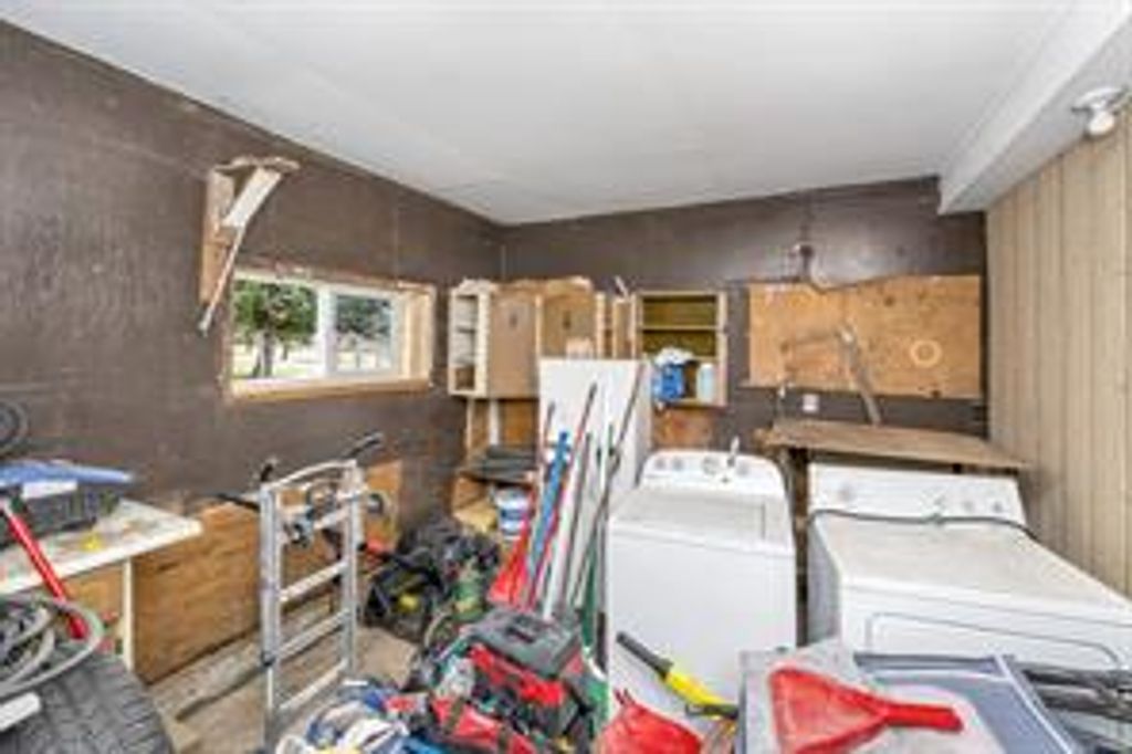 listing image 16042962490875281008