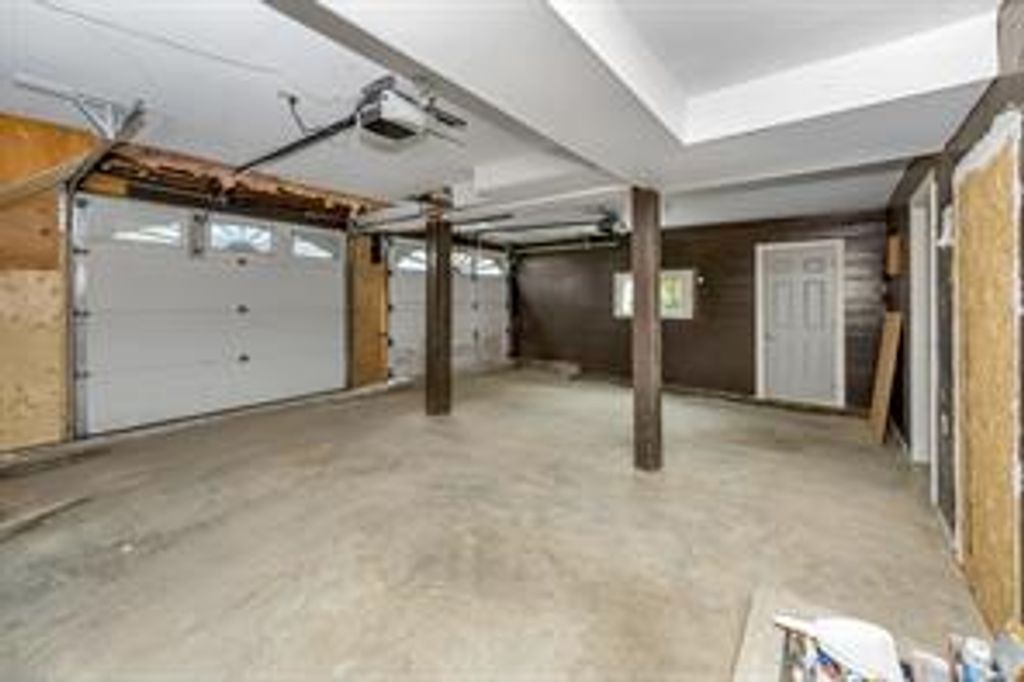 listing image 16046752205446368120