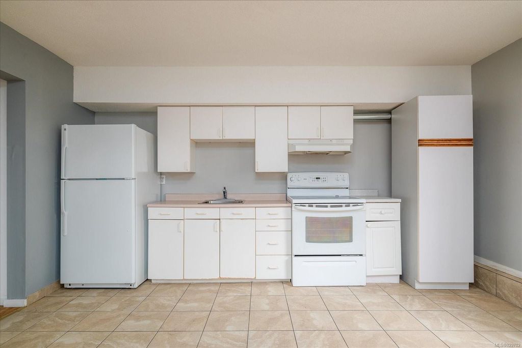 listing image 16049558249174934487