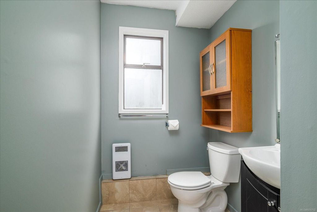 listing image 16041421114594309732