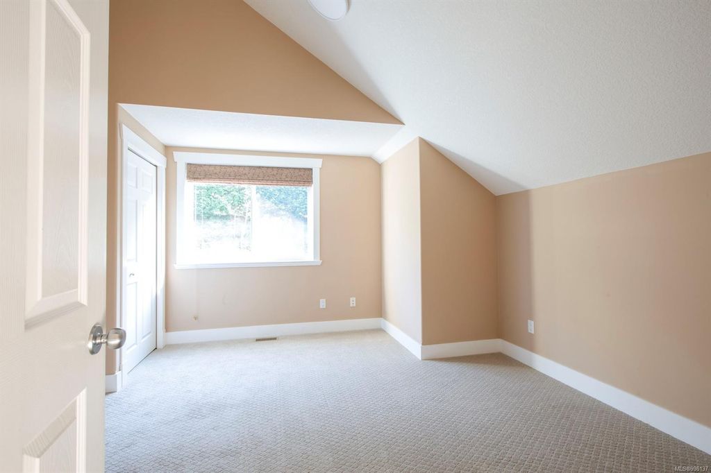 listing image 16042283004241671769