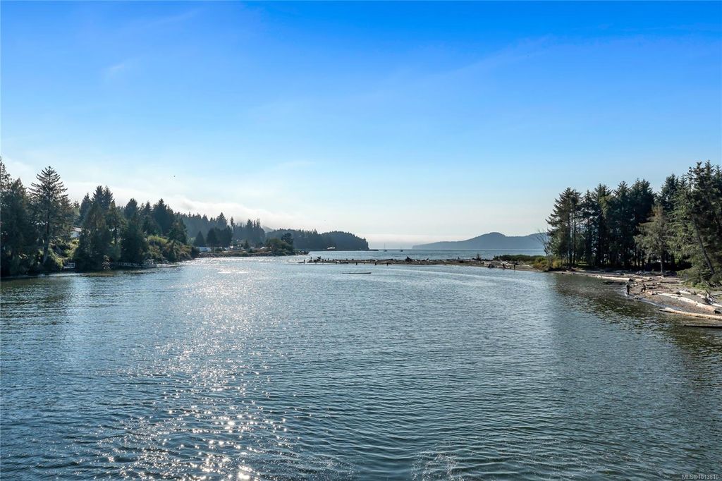 listing image 16049604000966094402