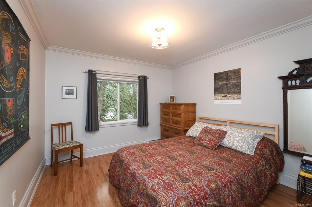 listing image 16049450253294713088