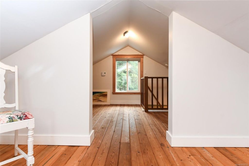 listing image 16044088528229822602