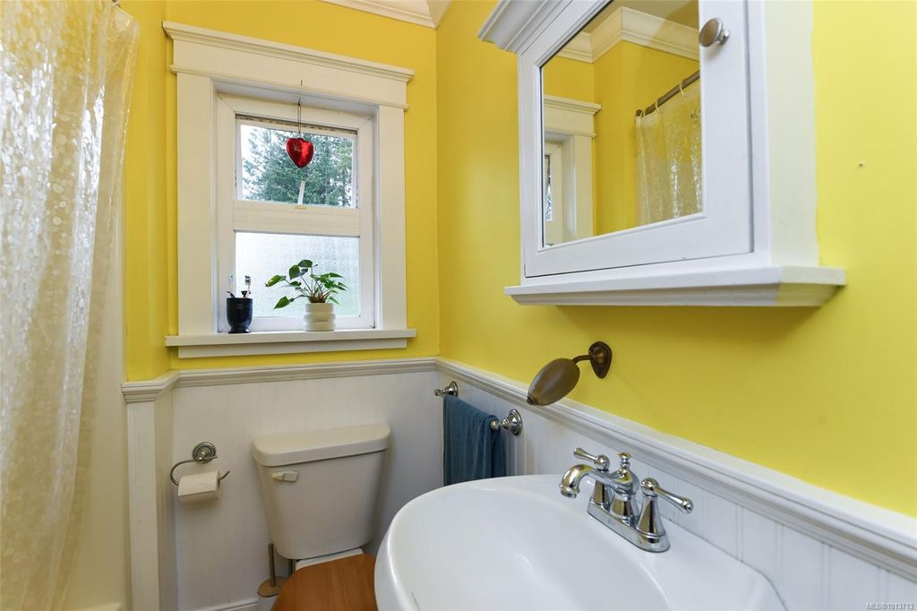 listing image 16040991683613300564