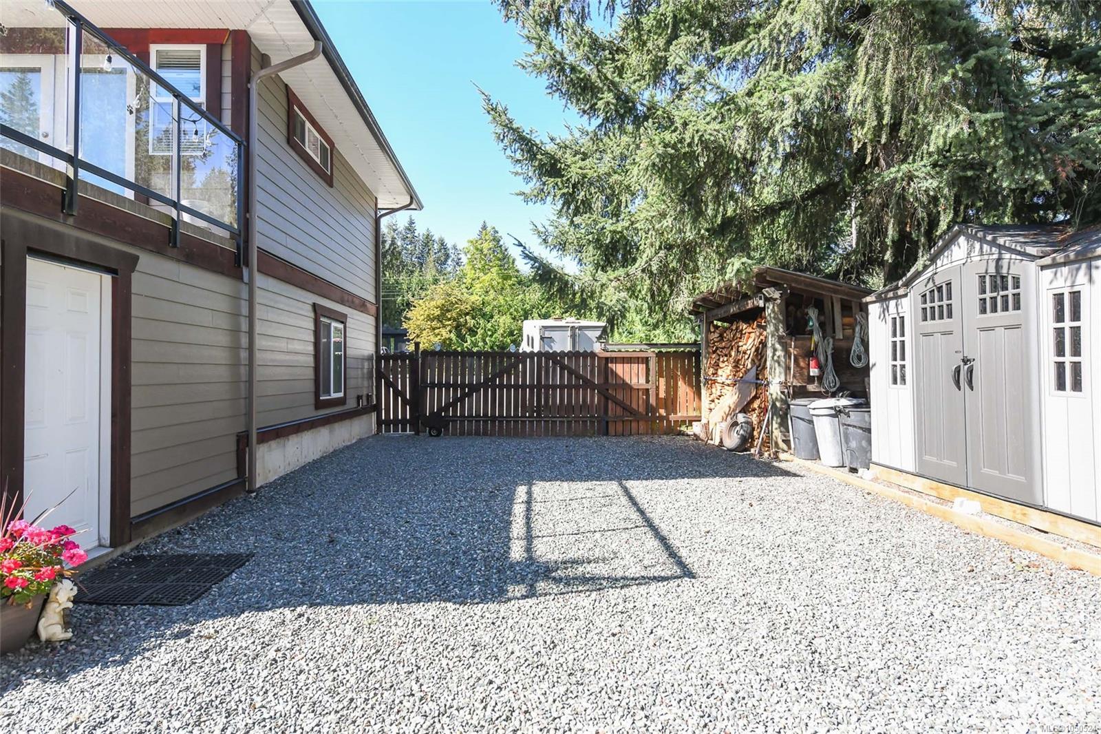 1530 Grayling Dr