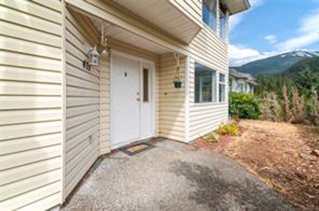 listing image 16042641943518729447