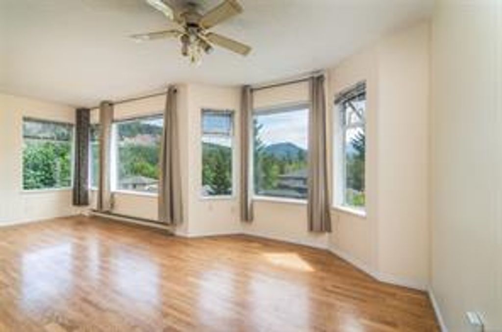 listing image 16048784555188149272