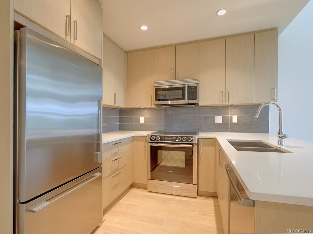 listing image 16041065099968