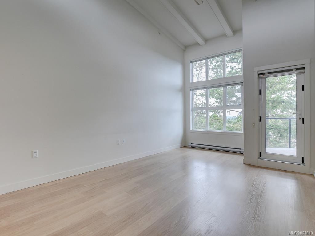 listing image 16042404505340