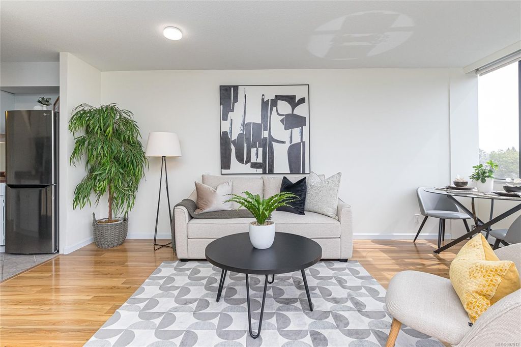 listing image 16042072456924497145