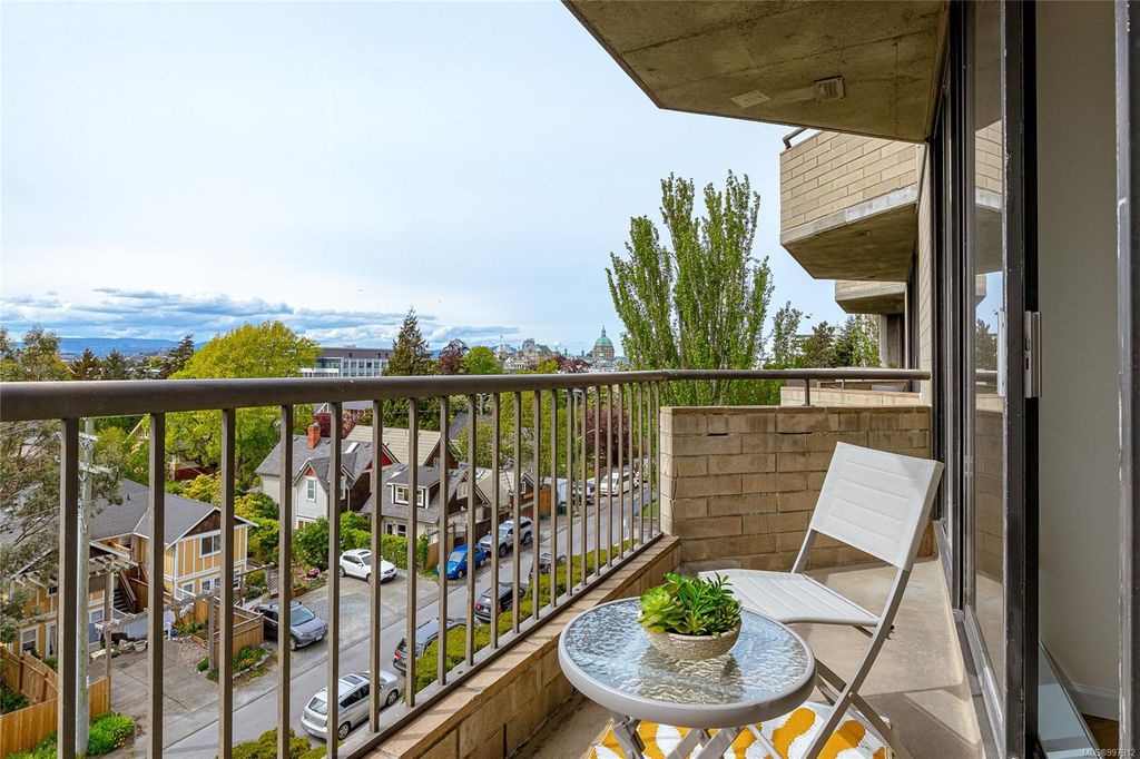 listing image 16047153636633591089