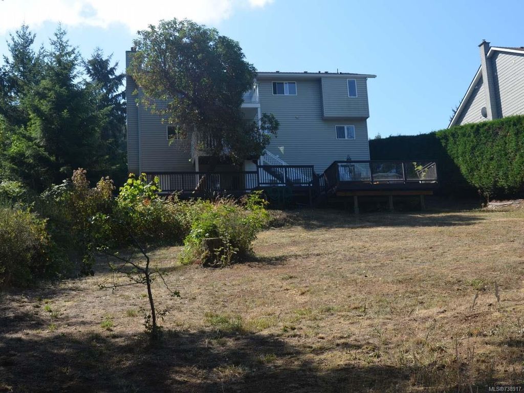 listing image 16048975597647898321