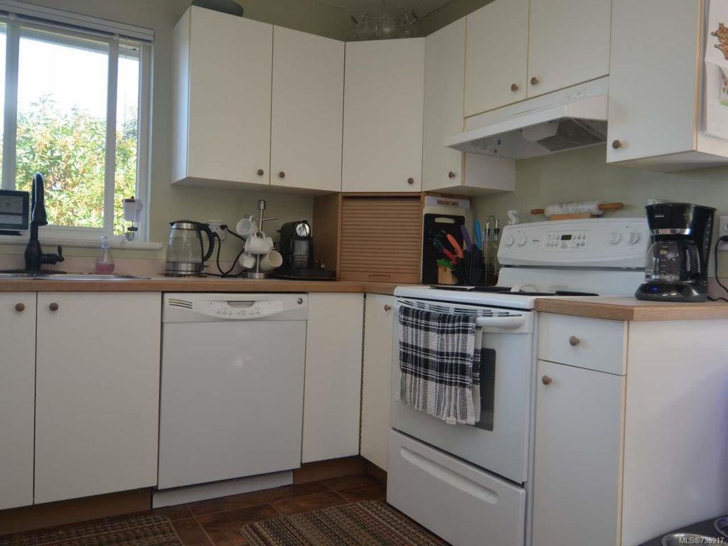 listing image 16047118707994536762