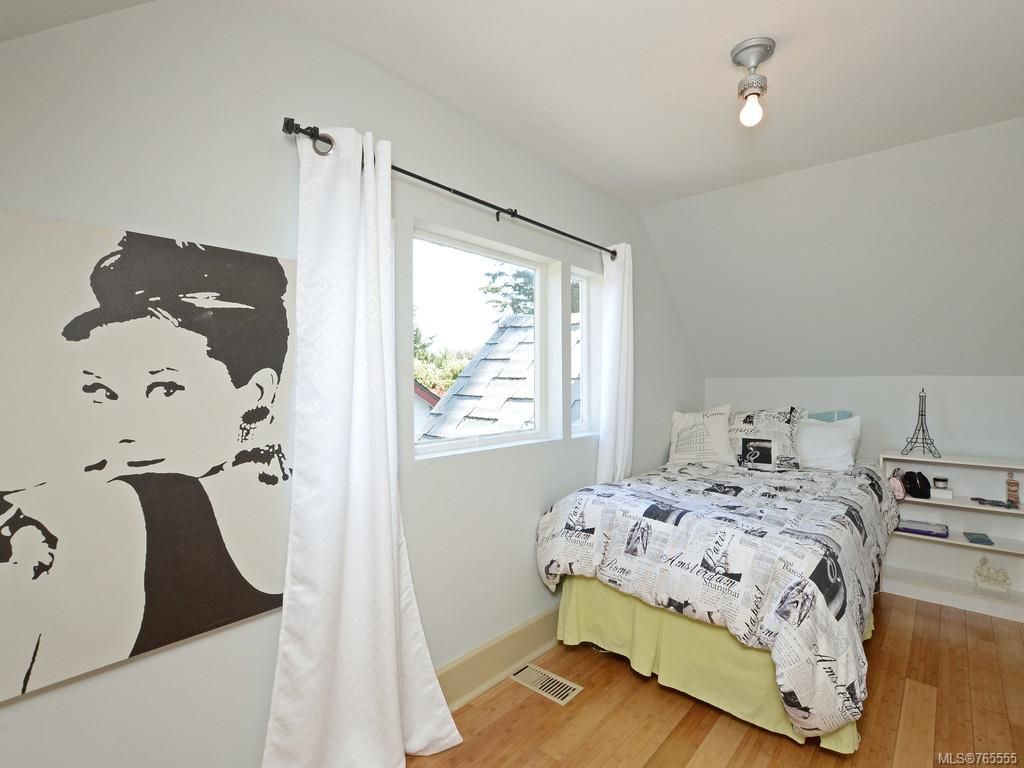 listing image 16044266111693028627