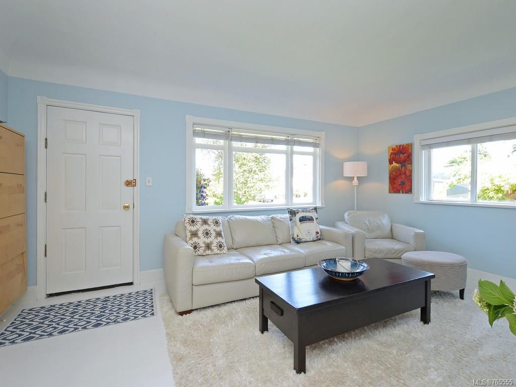 listing image 16043430207966924609