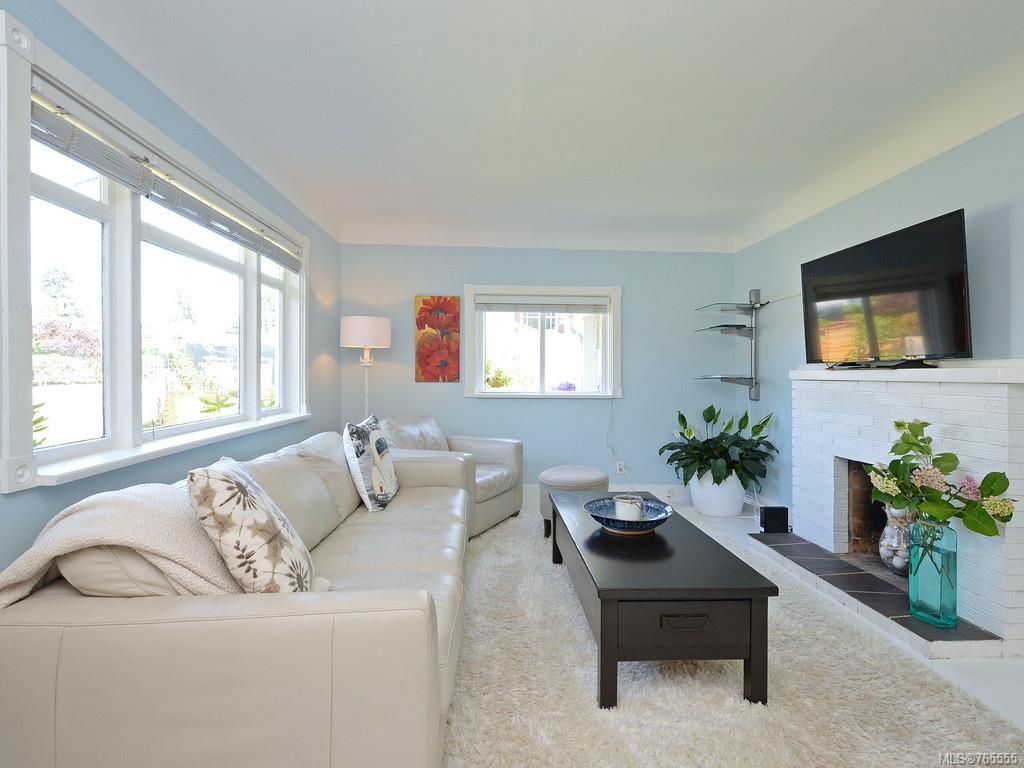 listing image 16049161843997900332