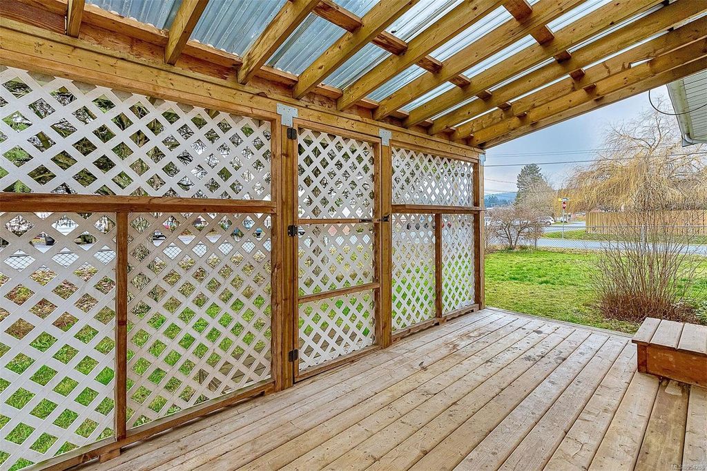 listing image 16047456052870715283
