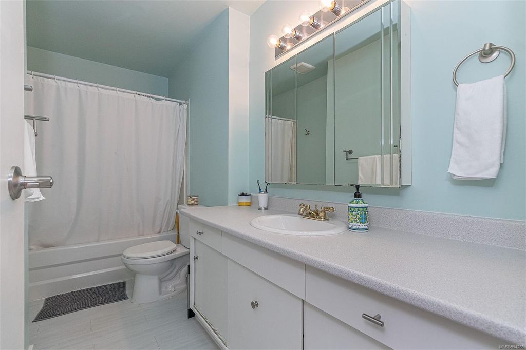 listing image 16040610259040288354