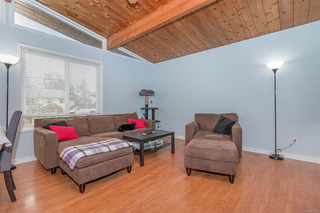 listing image 16041569534195910887