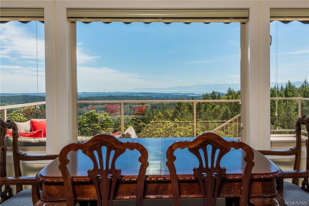 listing image 16042769703844123541