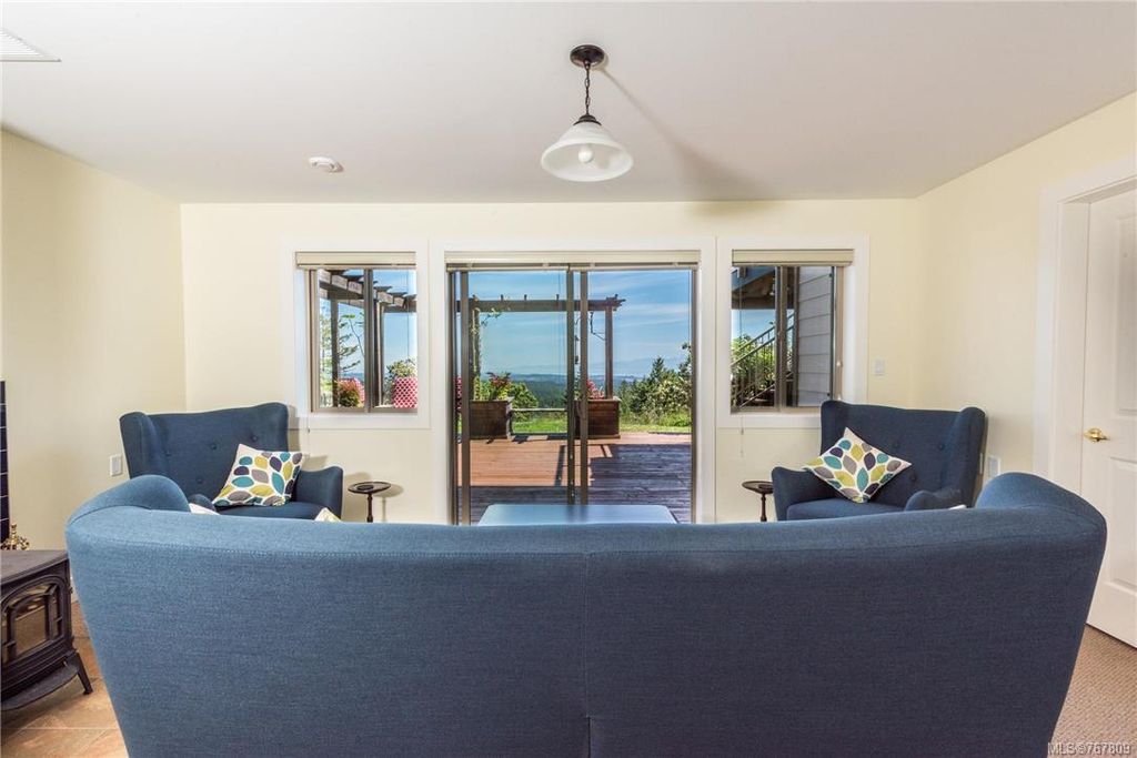 listing image 16040477379920414132