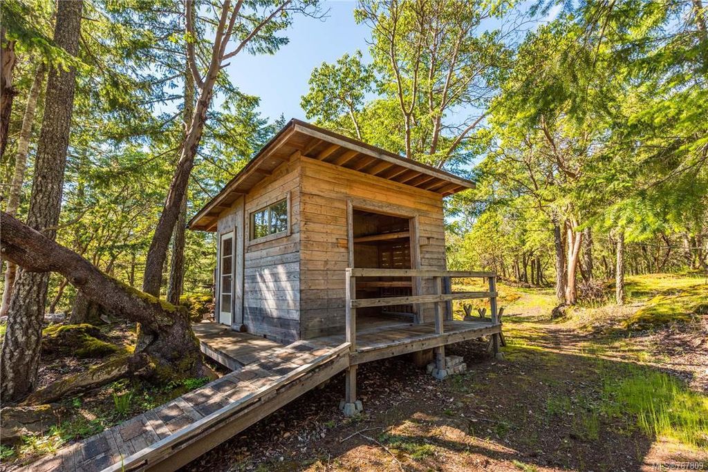 listing image 16040125814686976638