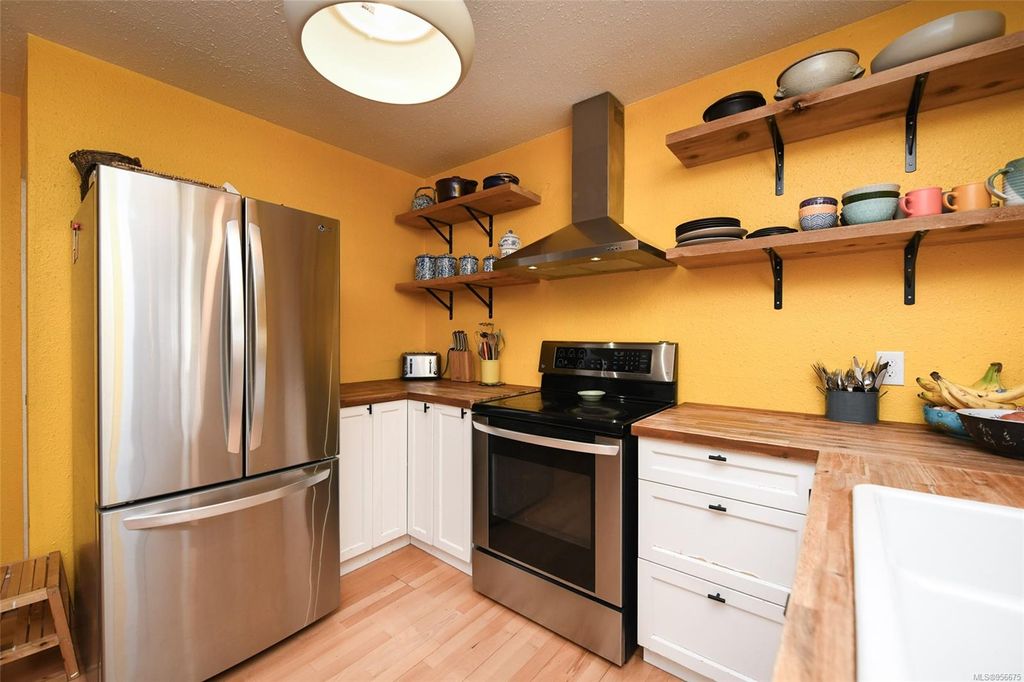 listing image 16042737331144368671
