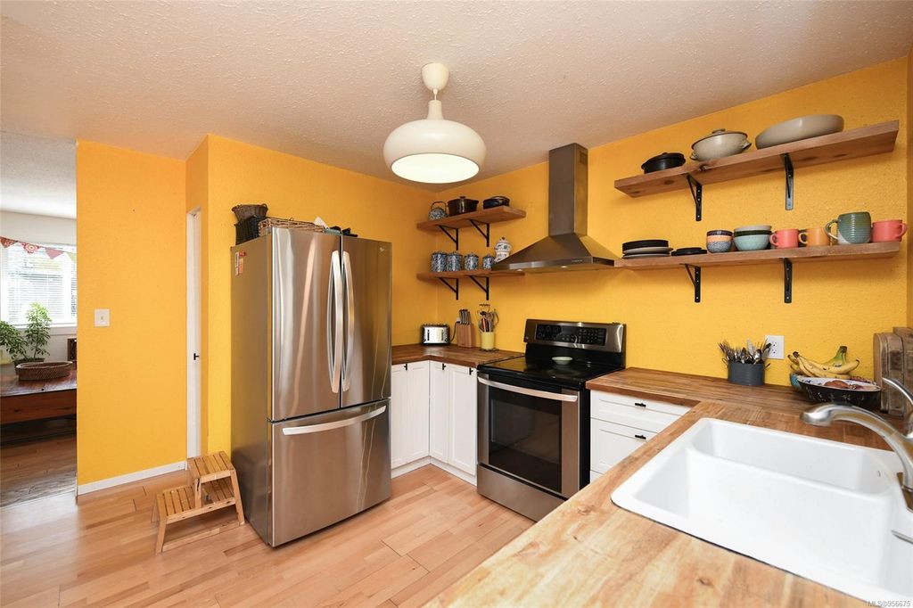 listing image 16040920619581821754
