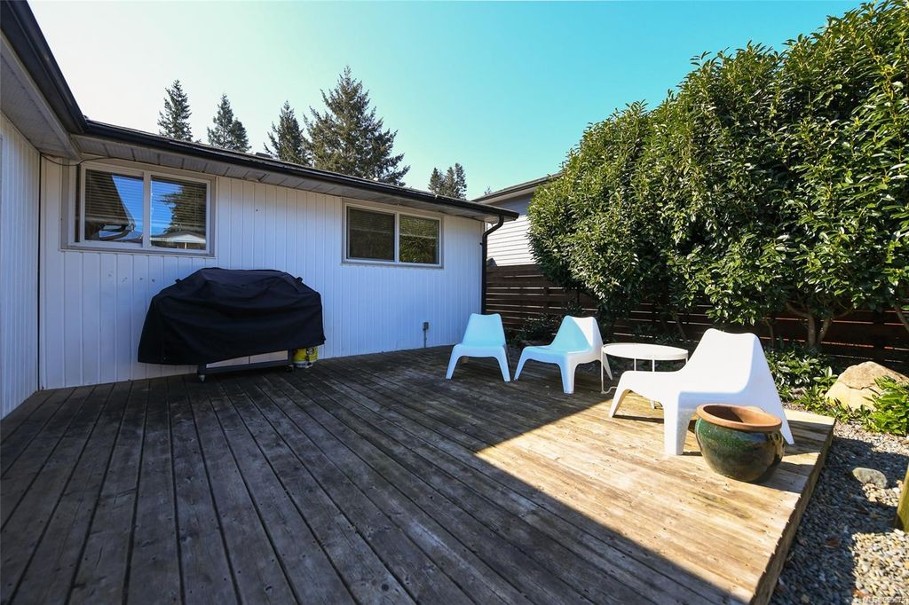 listing image 16040482373740544065