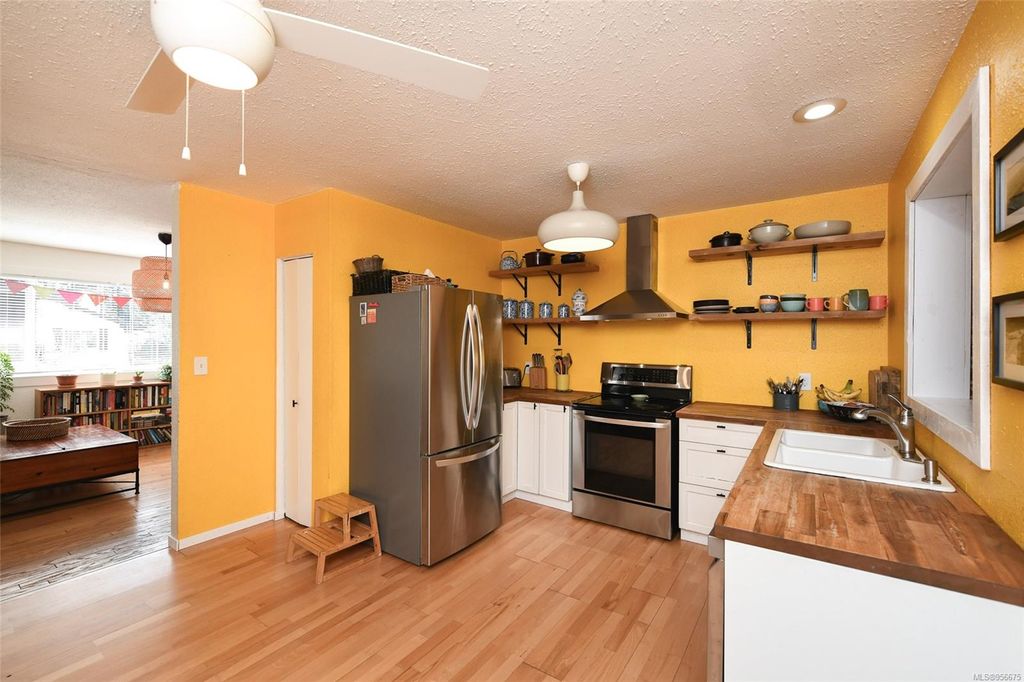 listing image 16048638062514436784