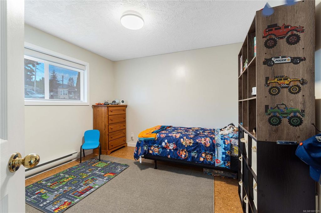listing image 16049414315382791416