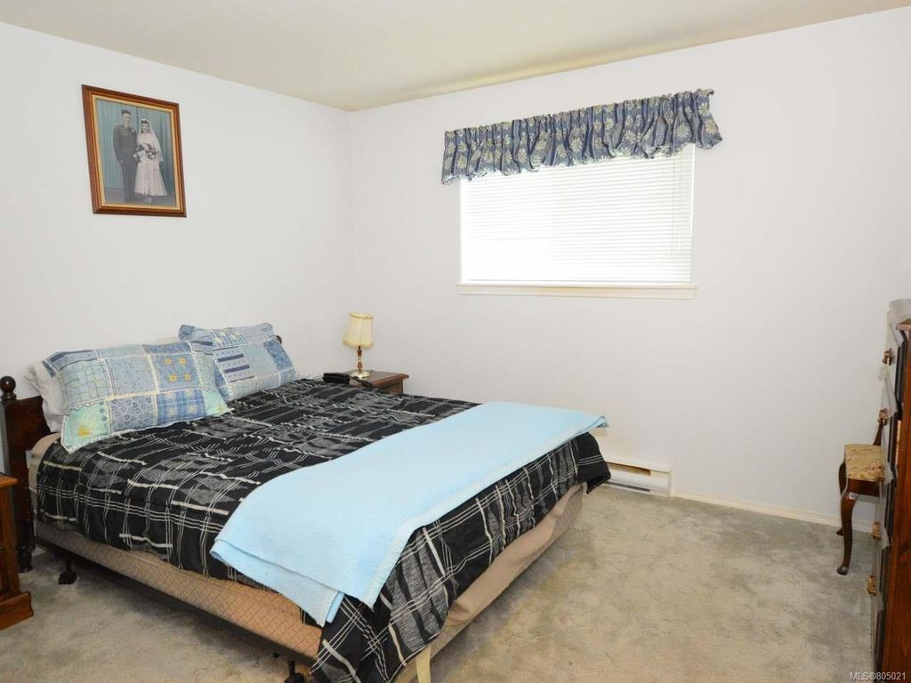 listing image 16044069120411153315