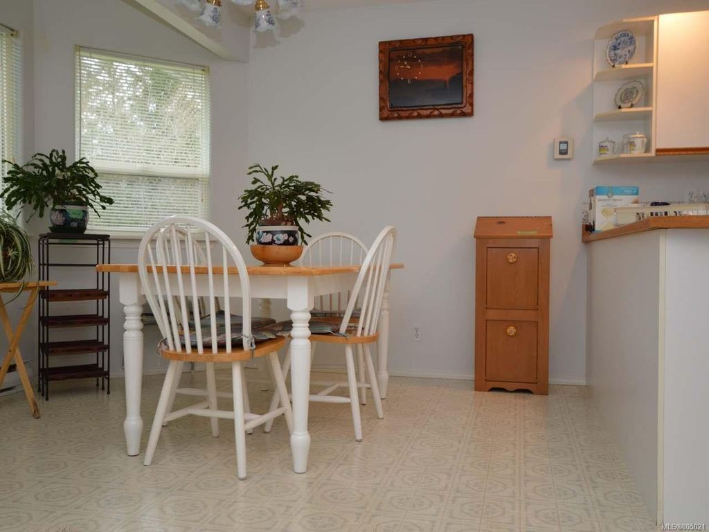 listing image 16042003110483401728