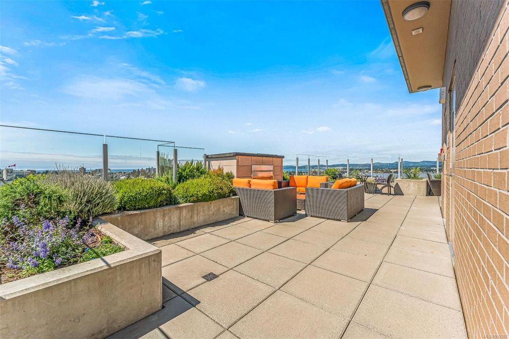 listing image 16044972387232979786