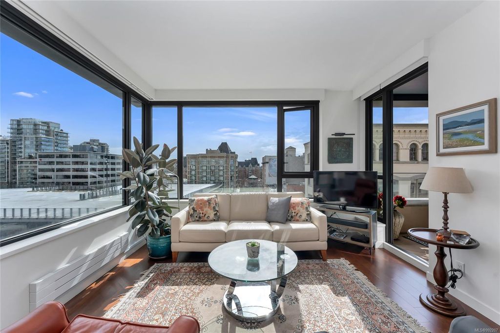 listing image 16047711718436489863