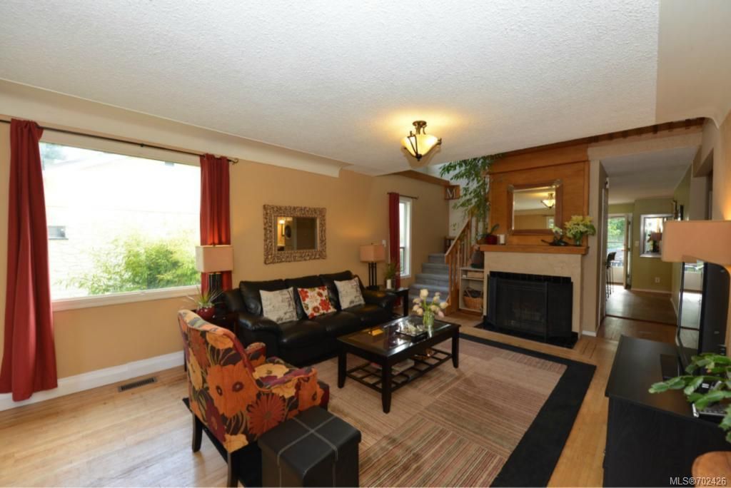 listing image 16042198122819024388