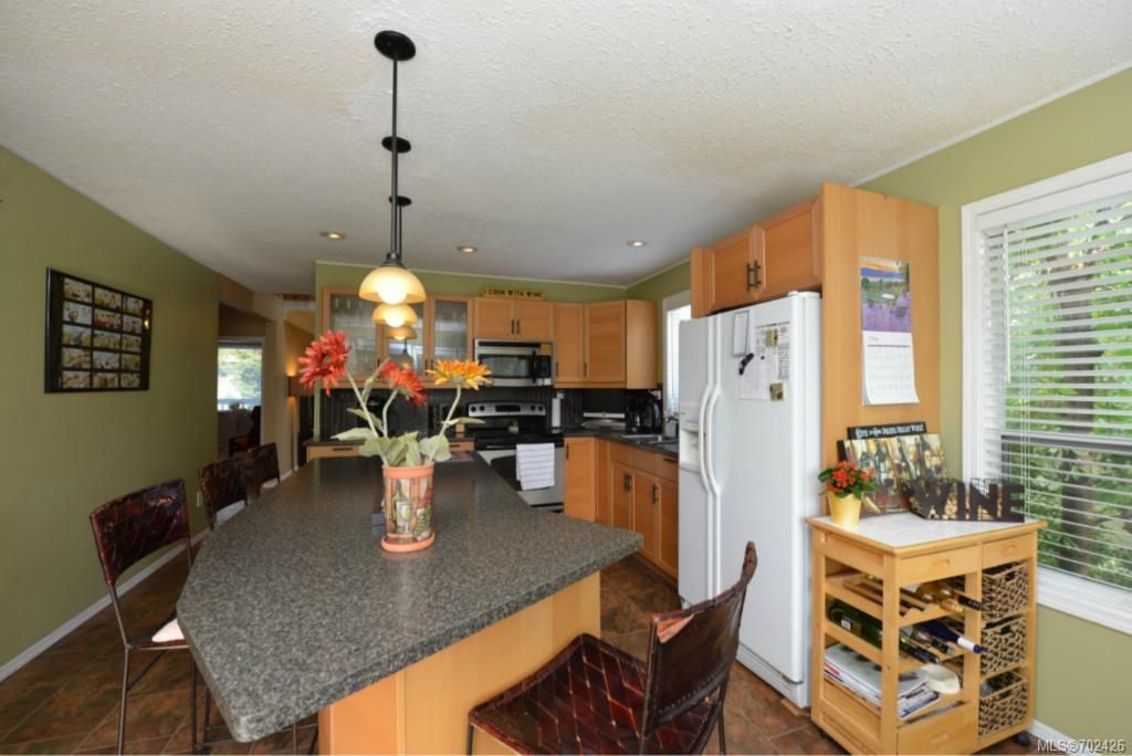 listing image 16049700650035958361