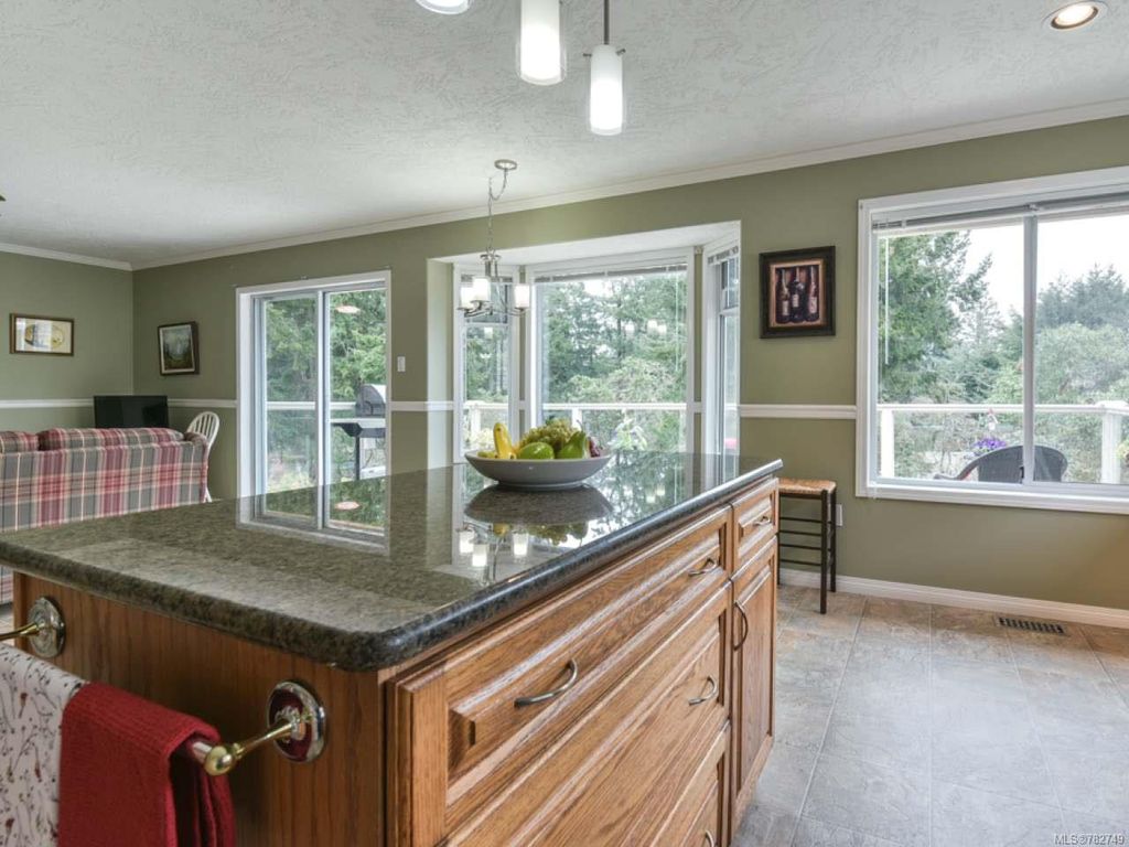 listing image 16048246714360113245
