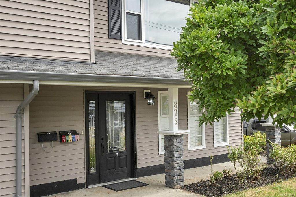 listing image 16041087845978780870