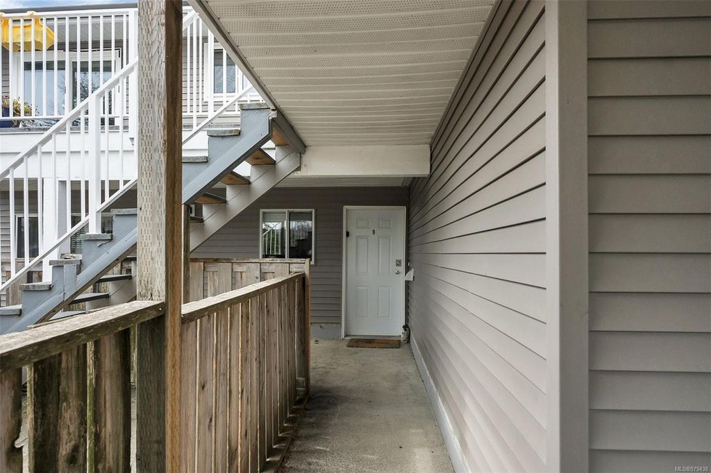 listing image 16043613448379335683