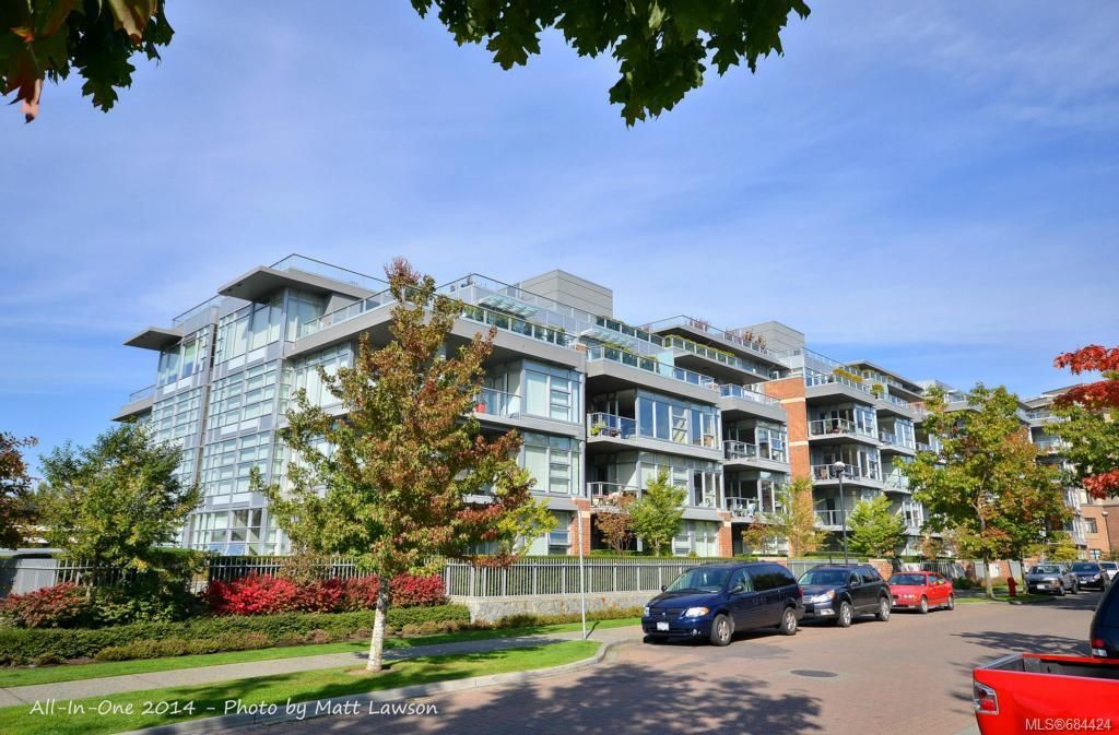 listing image 16041029834334687615